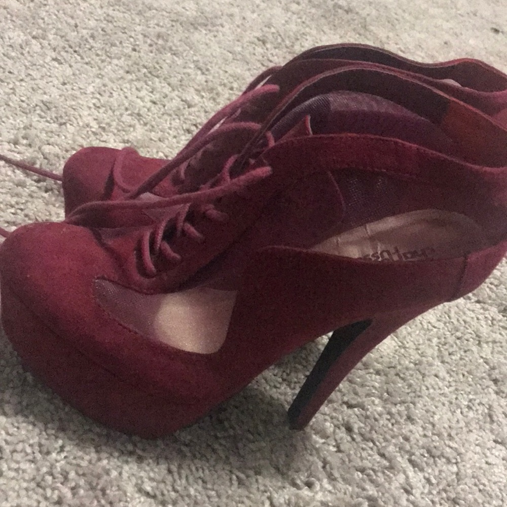 Mesh Booties